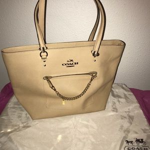 Coach color nude tote bag